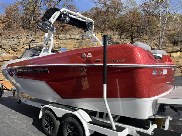 2025 Moomba MAX - Image 5
