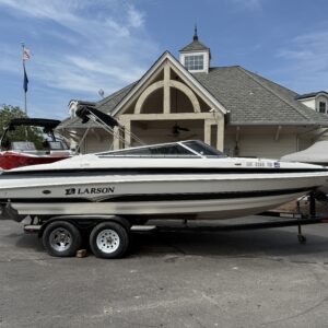 2005 Larson LXI 228