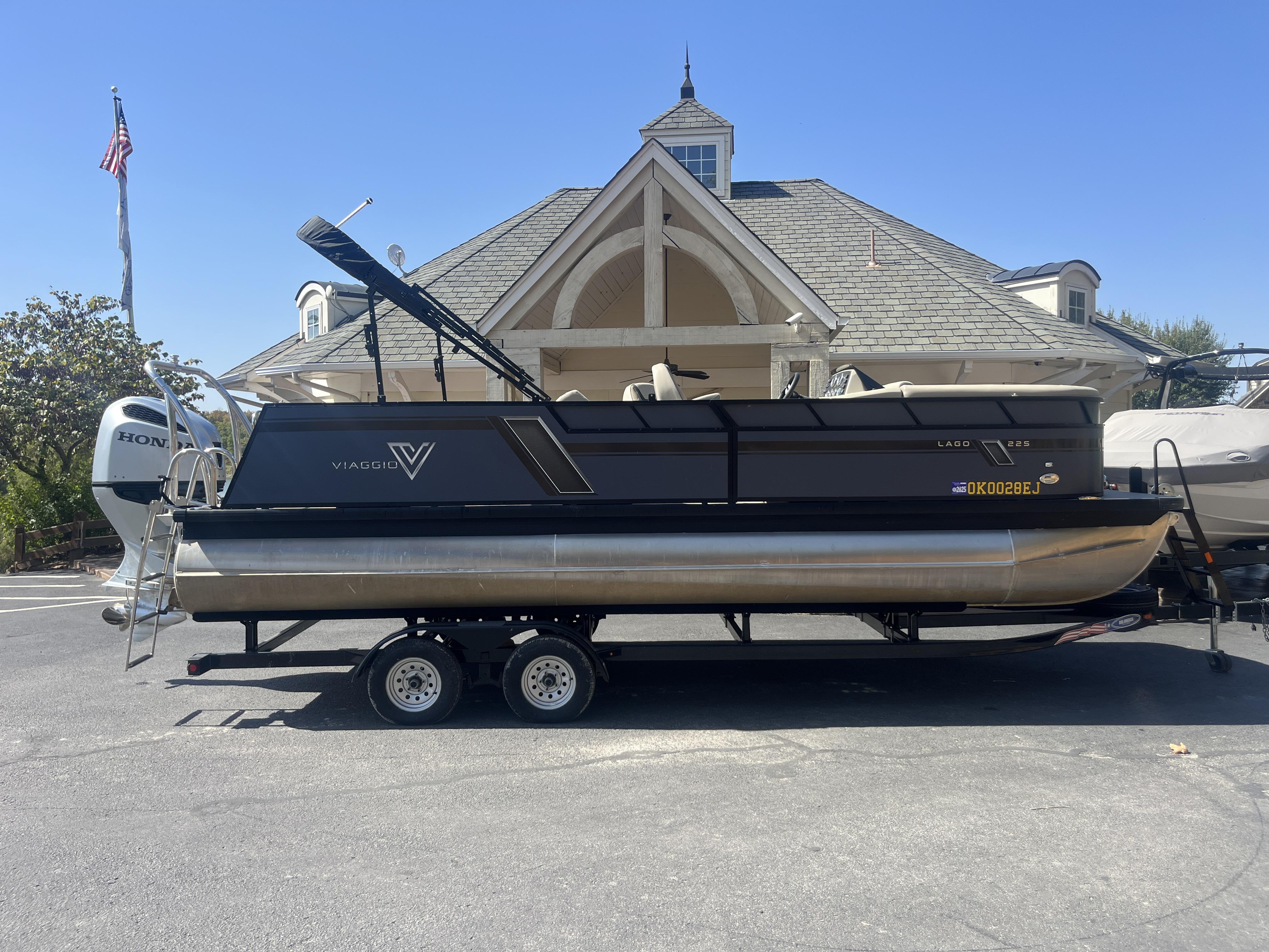 2022 Viaggio 22S LAGO